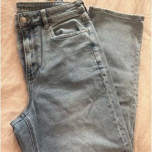 American Eagle Mom Jeans